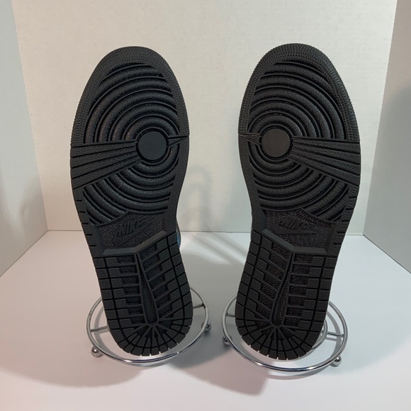 !!!!SOLD!!!! AIR JORDAN 1 LOW - Picture 5 of 7
